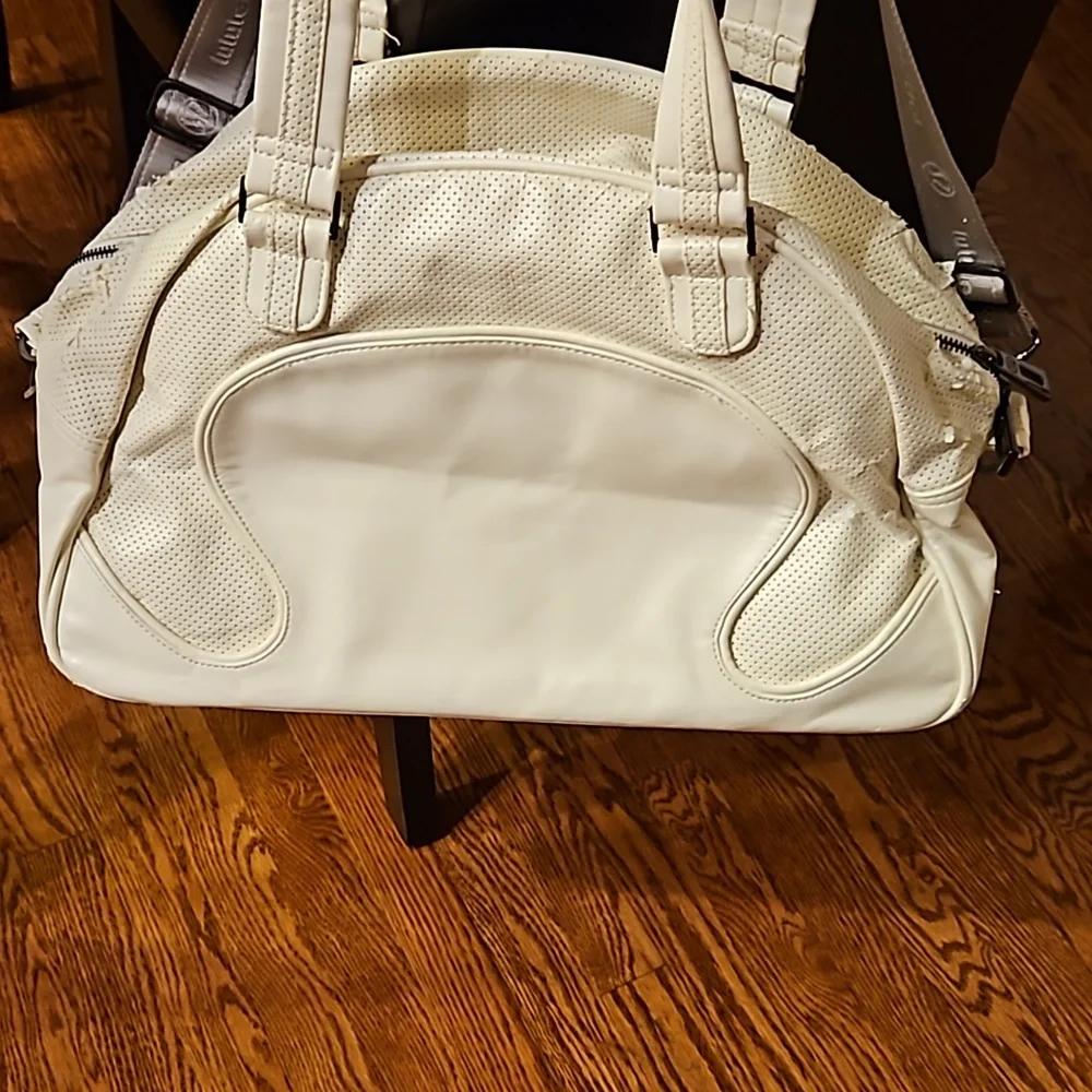 Lululemon bag - Picture 8 of 10